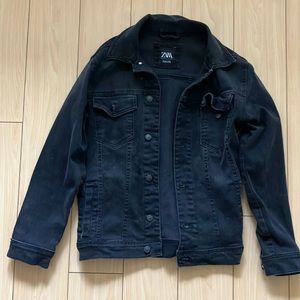Black Zara jean jacket. S